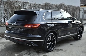 VW Touareg 3.0TDI/Camera/Panorama/Distronic/Keyless/Matrix - 74900 лв. - 26045521 | Car24.bg