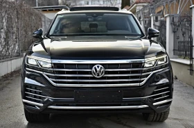 VW Touareg 3.0TDI/Camera/Panorama/Distronic/Keyless/Matrix - 74900 лв. - 26045521 | Car24.bg