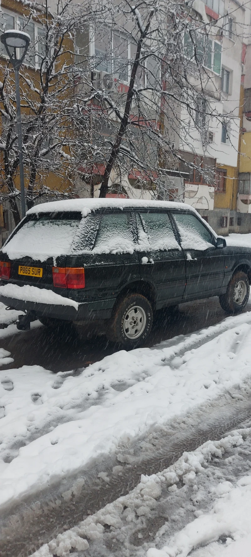 Land Rover Range rover 2.5TDS   3000 лв, снимка 1 - Автомобили и джипове - 48459047