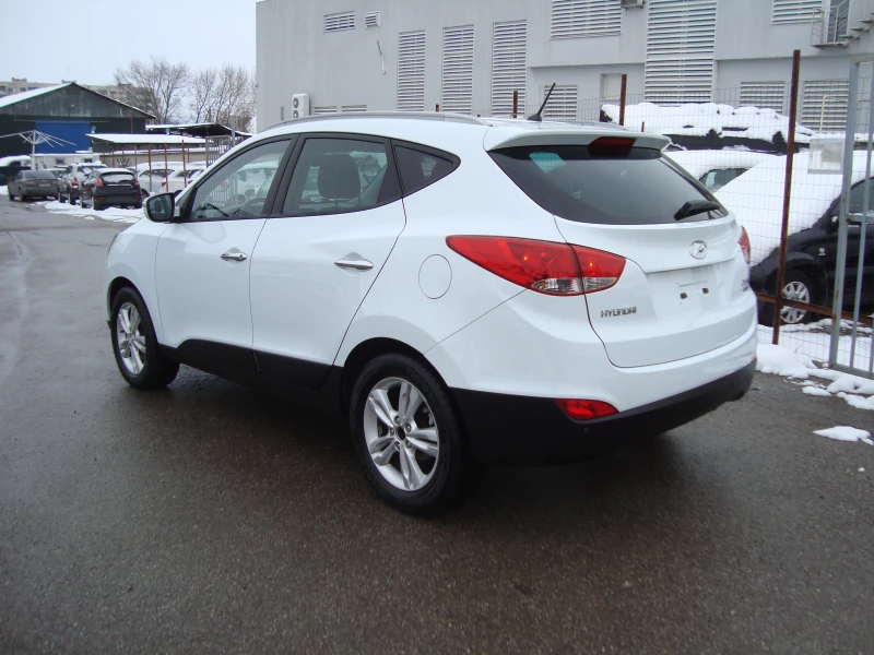 Hyundai IX35 1.7CDTI, снимка 4 - Автомобили и джипове - 48675754