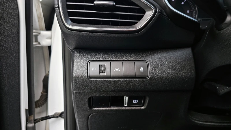 Hyundai Santa fe 2.2 2WD PREMIUM autogeorge.com , снимка 15 - Автомобили и джипове - 52846400