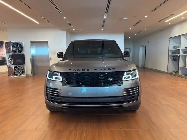 Land Rover Range rover Automatic, снимка 2 - Автомобили и джипове - 56011023