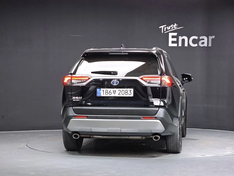 Toyota Rav4 2, 5 4WD Hybrid LTD| 219к.с., снимка 4 - Автомобили и джипове - 56066856