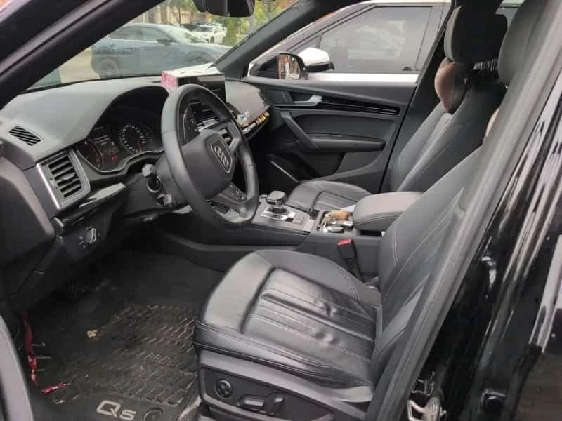 Audi Q5, снимка 4 - Автомобили и джипове - 56732038