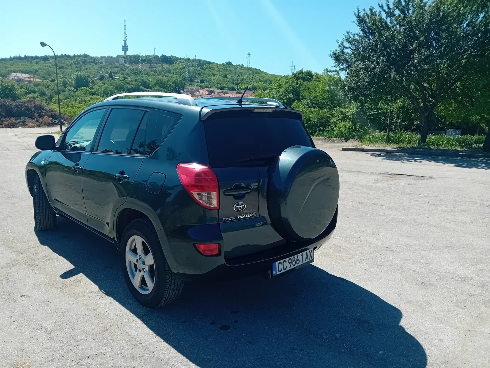 Toyota Rav4  - изображение 4