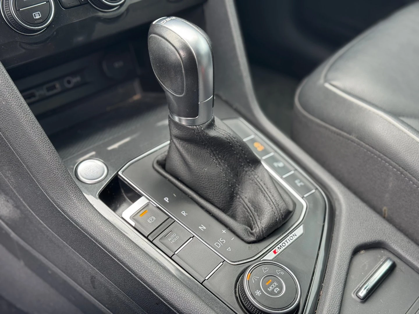 VW Tiguan 2.0 BiTDI SCR DSG 4MO HL | Mobile.bg � ����������� 10