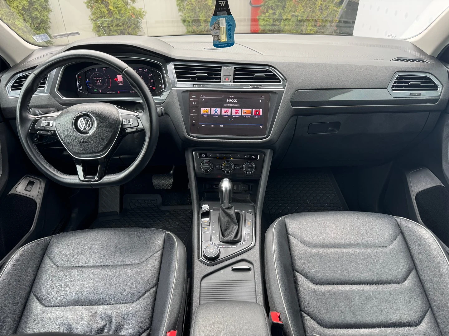 VW Tiguan 2.0 BiTDI SCR DSG 4MO HL | Mobile.bg � ����������� 8