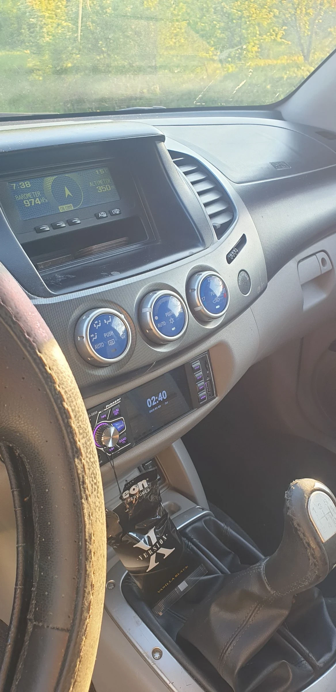 Mitsubishi L200  - изображение 6