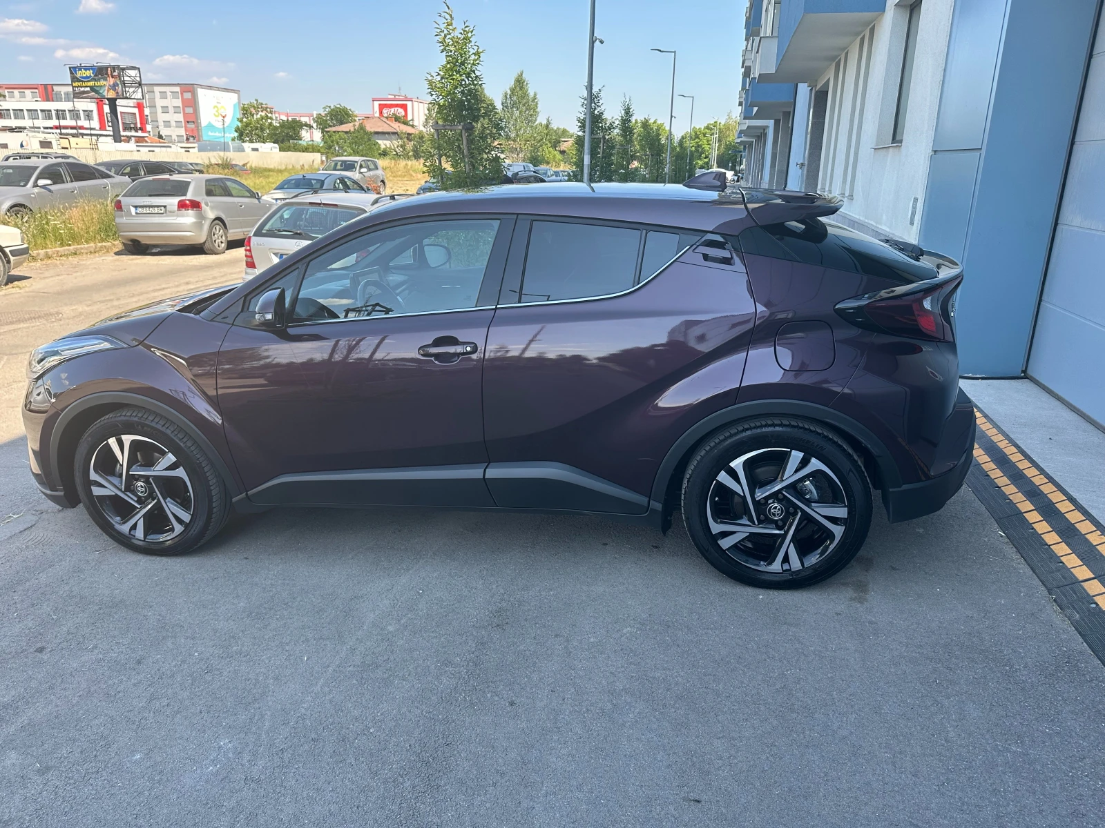 Toyota C-HR Hybrid - изображение 5