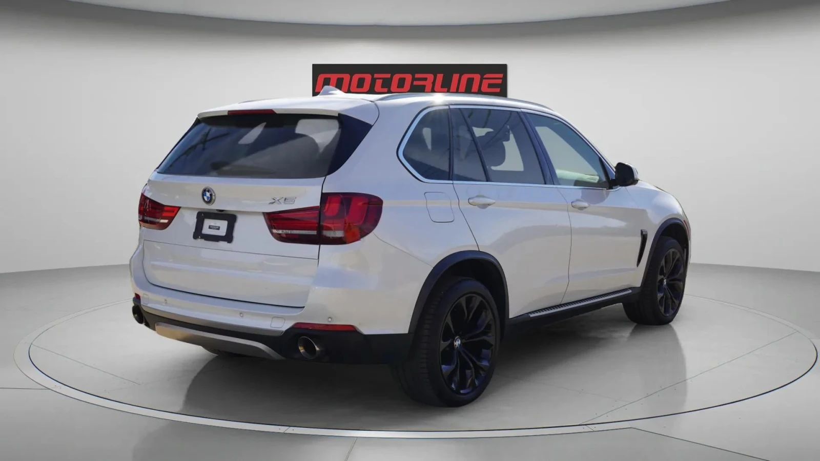 BMW X5 3.0L Twin Turbo - изображение 7