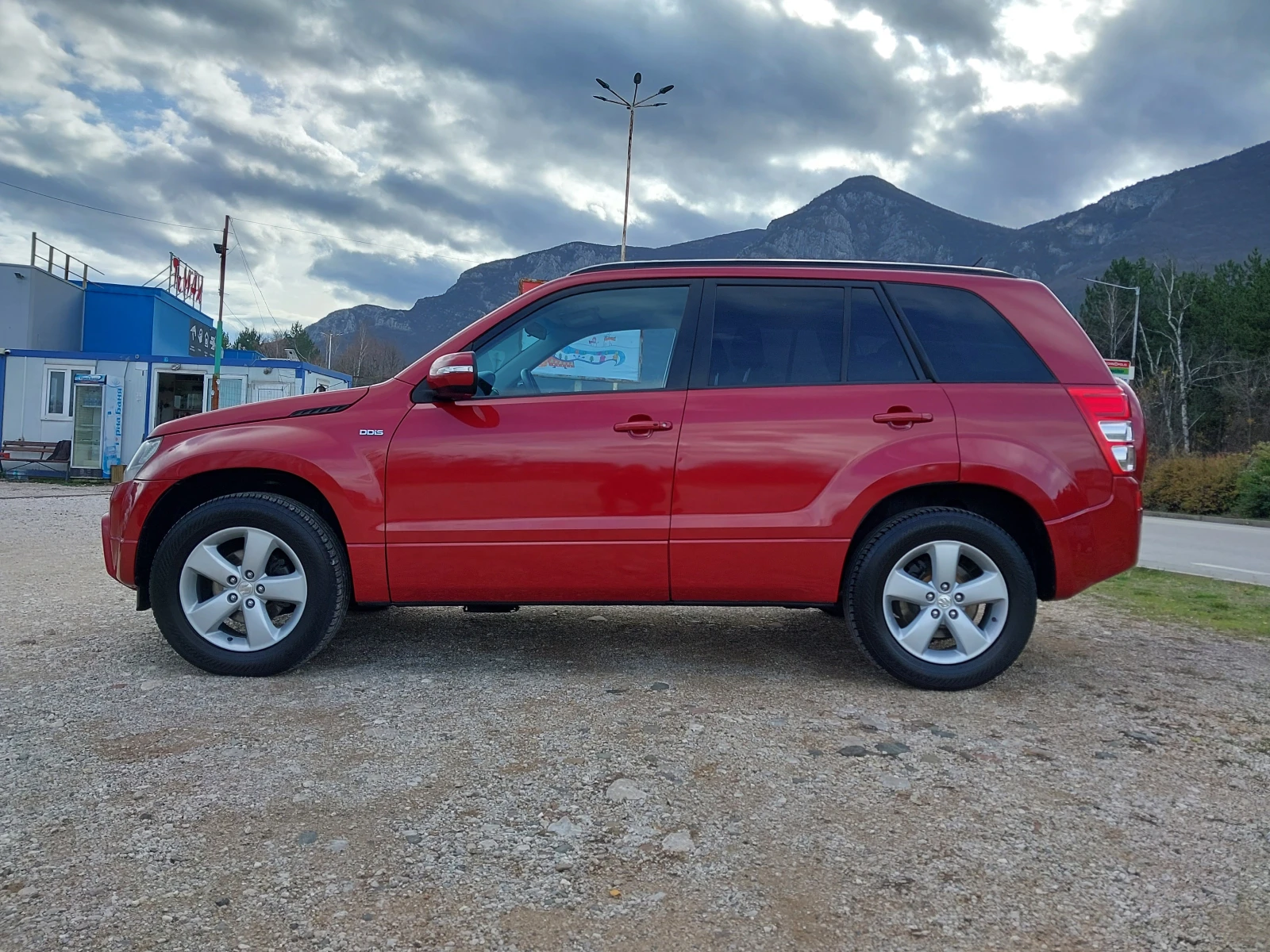 Suzuki Grand vitara 1.9 DDIS 129кс. 4х4 - изображение 3