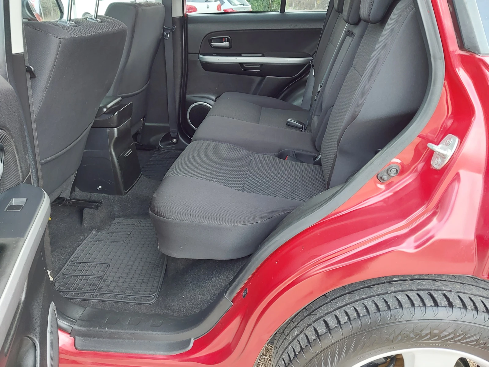 Suzuki Grand vitara 1.9 DDIS 129кс. 4х4 - изображение 9