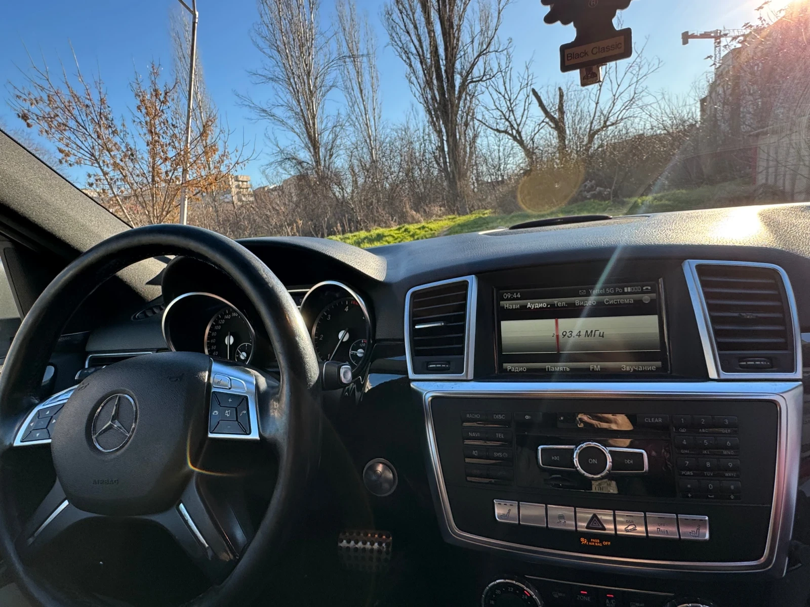 Mercedes-Benz ML 350  - изображение 10