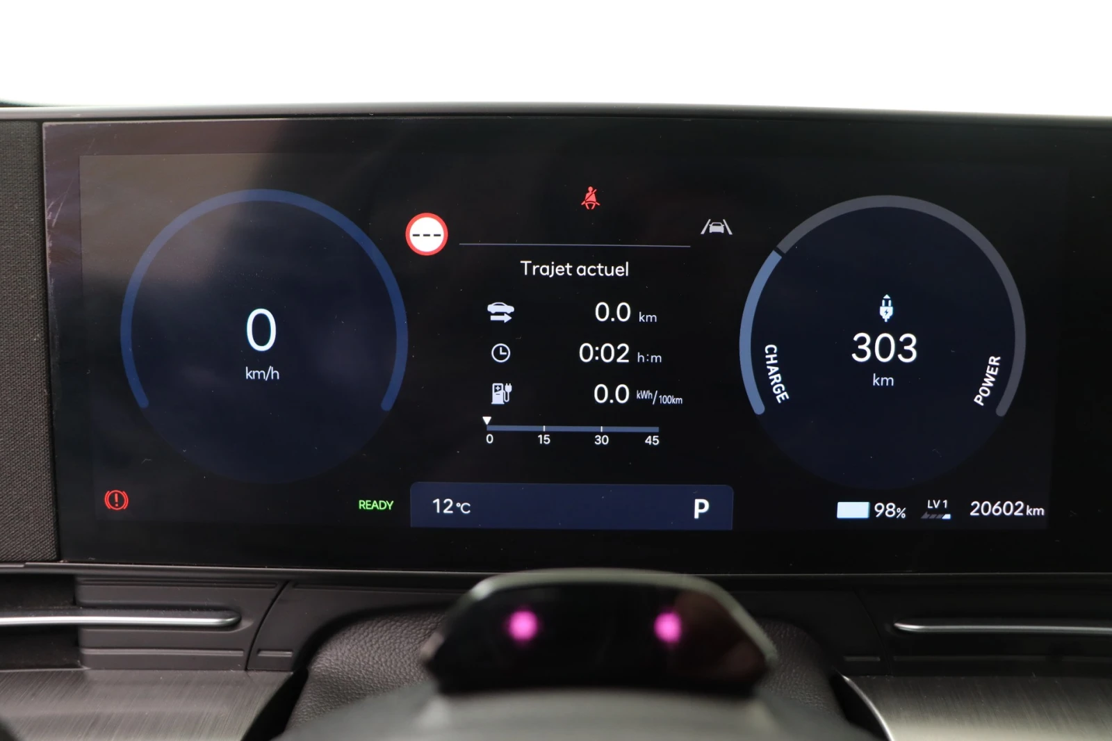 Hyundai Kona 48 kWh, снимка 9 - Автомобили и джипове - 54412560
