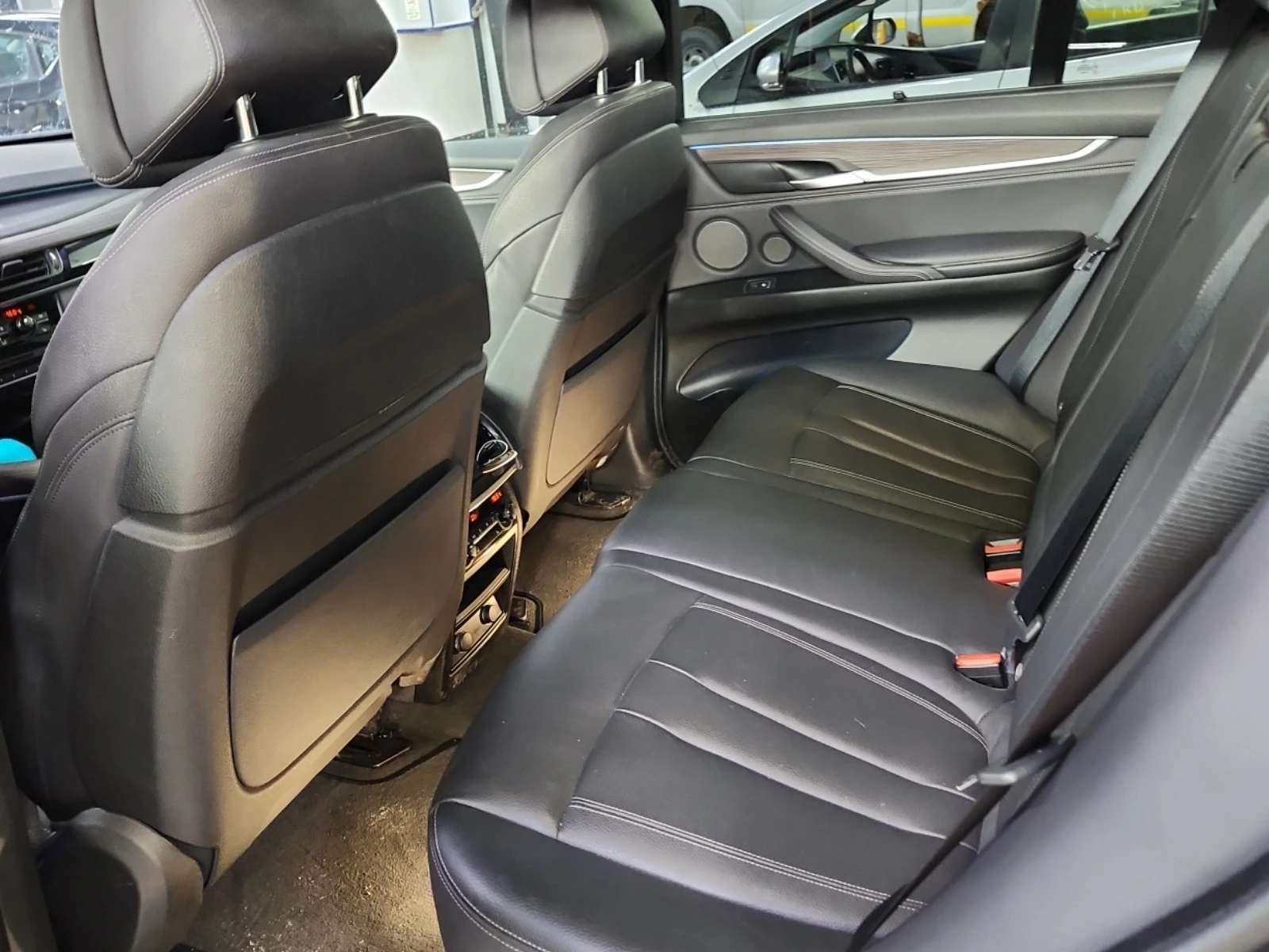 BMW X5 35i * M ПАКЕТ * HEAD UP * HK * СЕРВИЗНА ИСТОРИЯ * , снимка 9 - Автомобили и джипове - 54544996