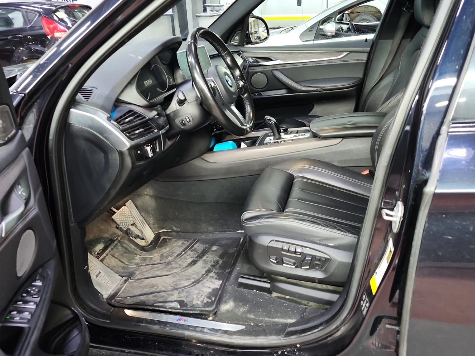BMW X5 35i * M ПАКЕТ * HEAD UP * HK * СЕРВИЗНА ИСТОРИЯ * , снимка 6 - Автомобили и джипове - 54544996