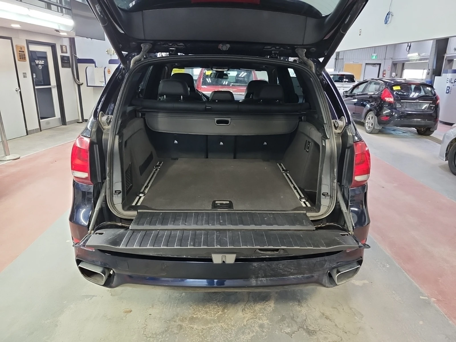 BMW X5 35i * M ПАКЕТ * HEAD UP * HK * СЕРВИЗНА ИСТОРИЯ * , снимка 10 - Автомобили и джипове - 54544996