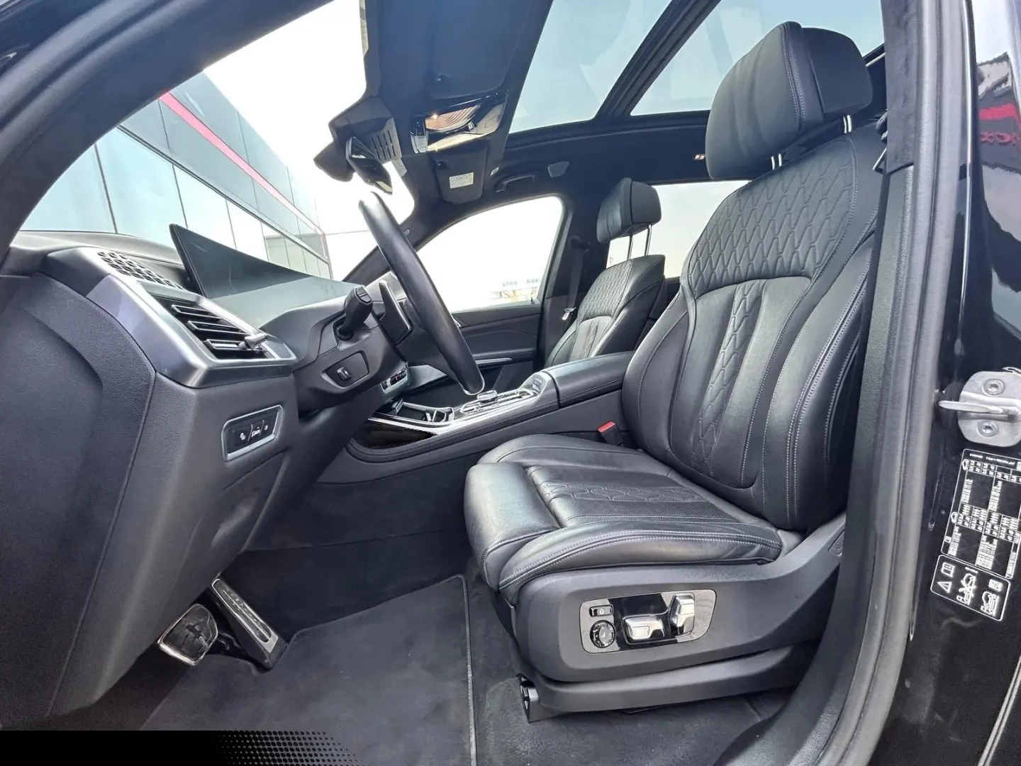 BMW X7 xDrive 40d M-Sport, снимка 5 - Автомобили и джипове - 54561539