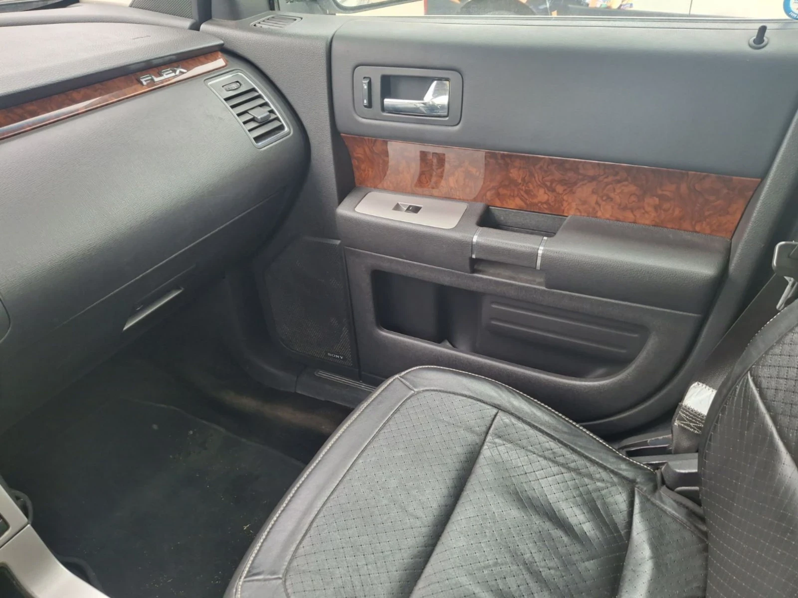 Ford Flex 3.5i-V6, снимка 17 - Автомобили и джипове - 54677847