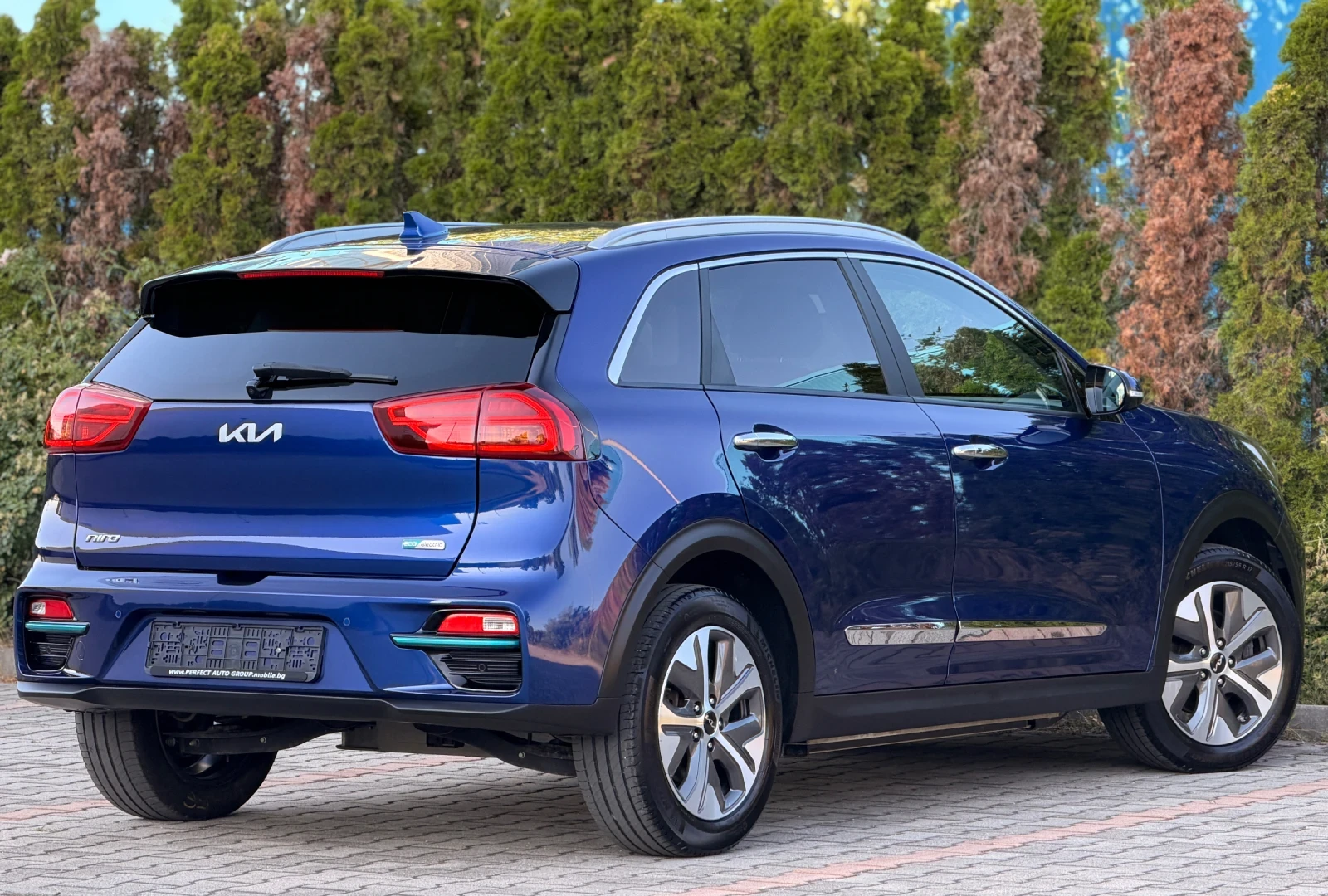 Kia Niro 64kw-204KC-facelift-УНИКАЛНА-КАТО НОВА, снимка 5 - Автомобили и джипове - 55499353