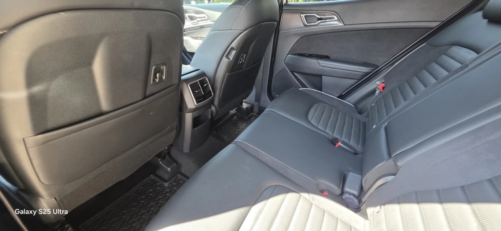 Kia Sportage Мек хибрид, снимка 11 - Автомобили и джипове - 55577092