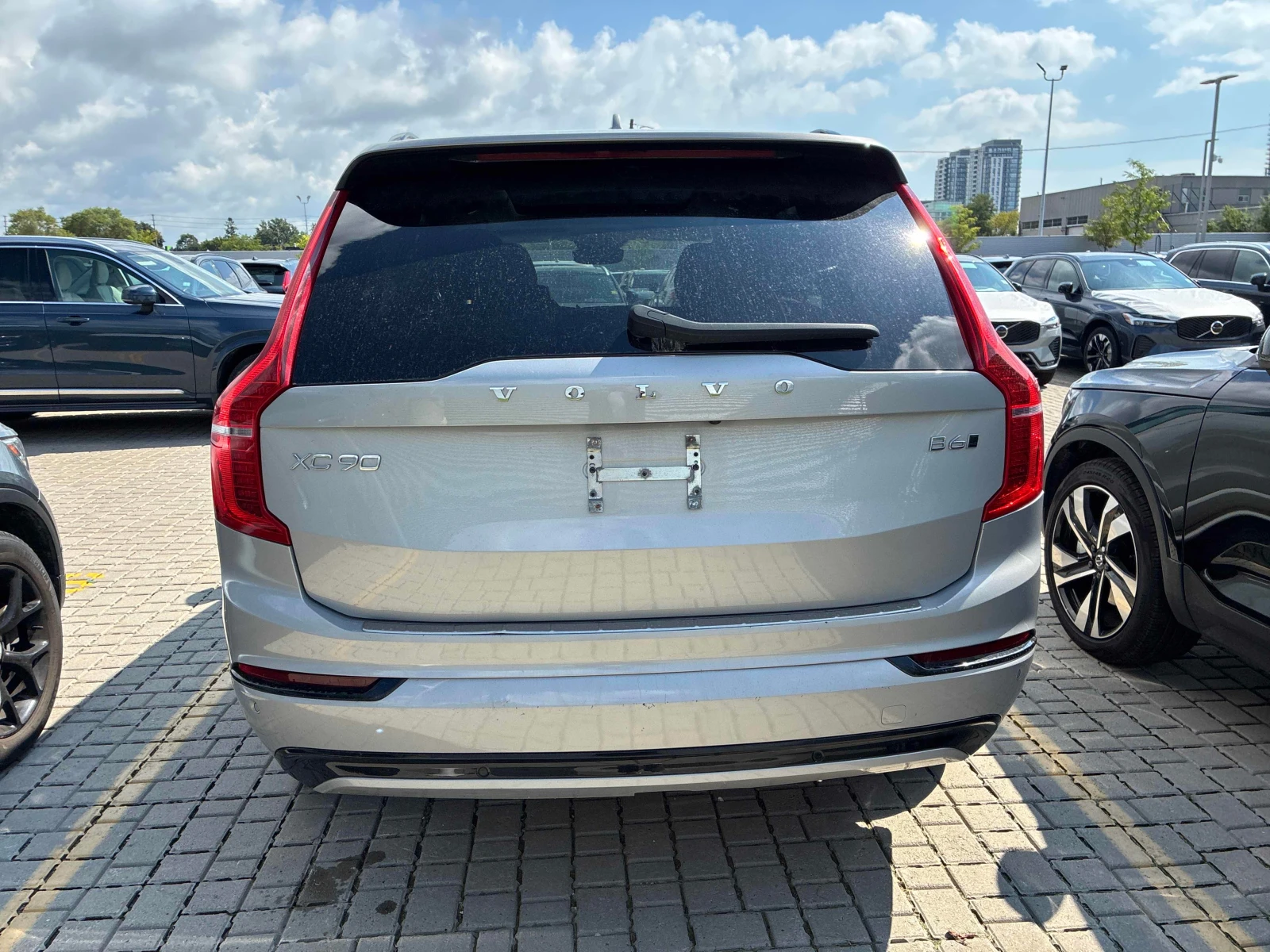 Volvo Xc90 * Ultimate Dark Theme * CARFAX * АВТОКРЕДИТ, снимка 4 - Автомобили и джипове - 55879757