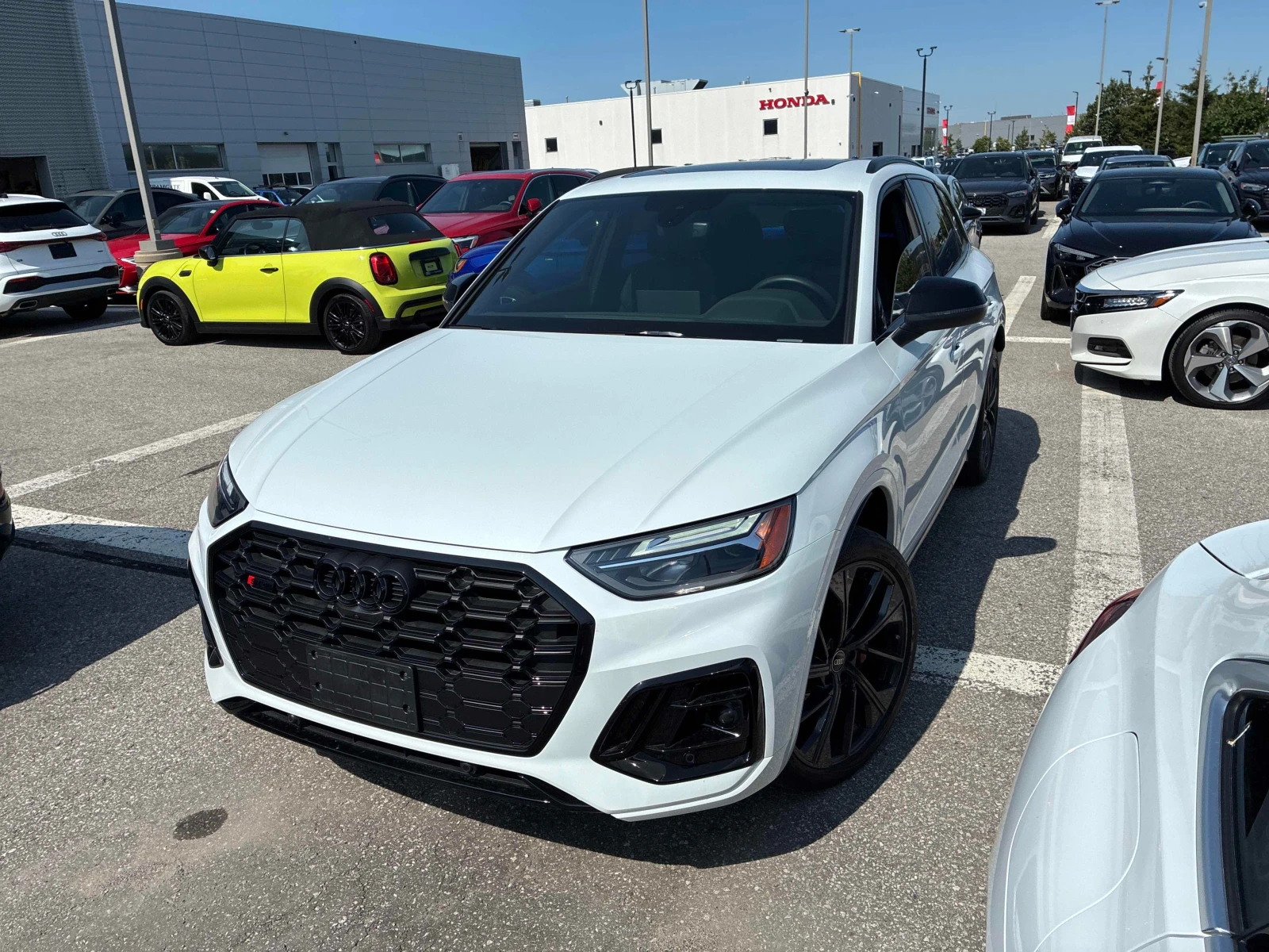 Audi SQ5 * Progressiv * CARFAX * ОПЦИЯ ЗА ФИНАНСИРАНЕ, снимка 13 - Автомобили и джипове - 56156296
