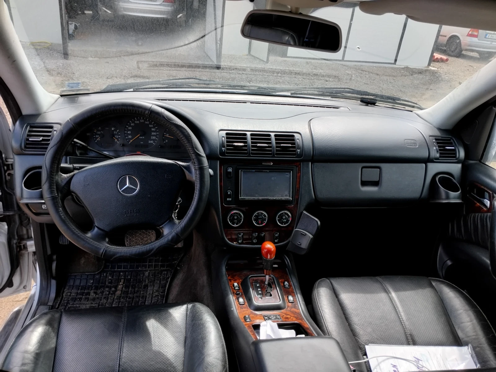 Mercedes-Benz ML 270 2.7 cdi, снимка 7 - Автомобили и джипове - 56526510