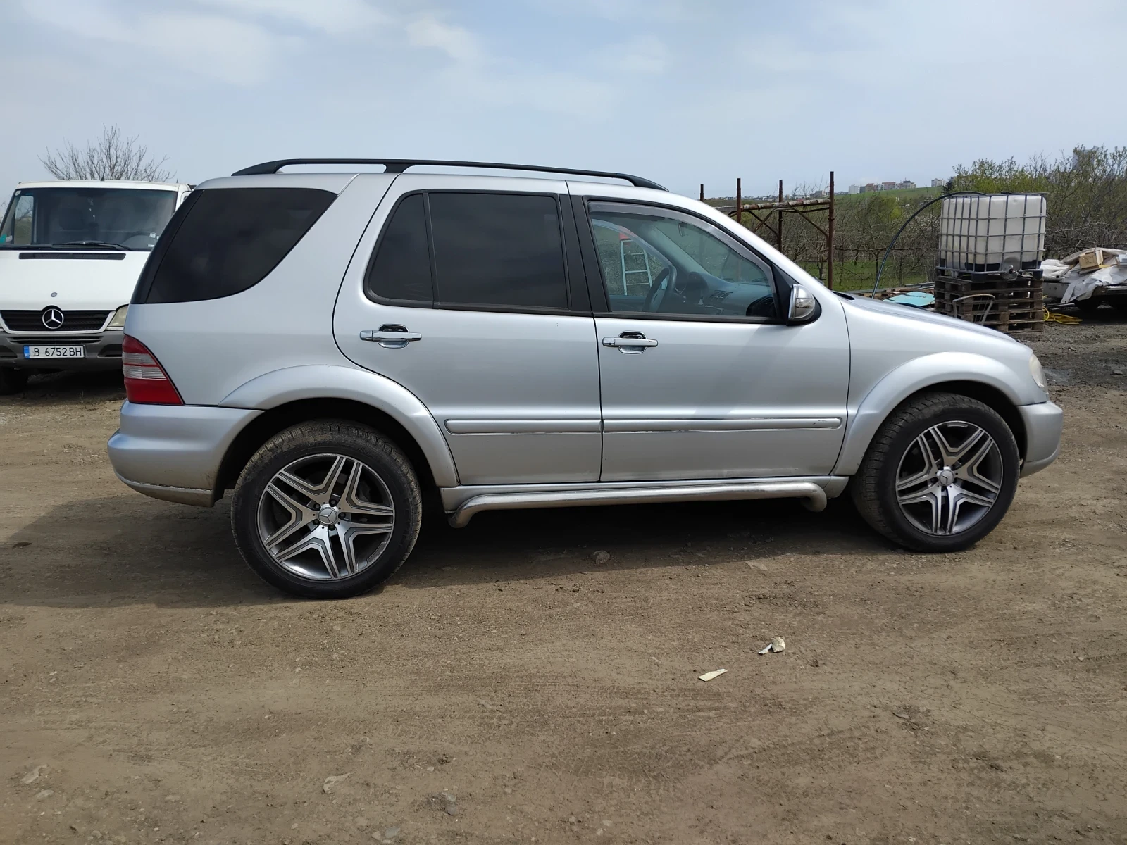 Mercedes-Benz ML 270 2.7 cdi, снимка 4 - Автомобили и джипове - 56526510