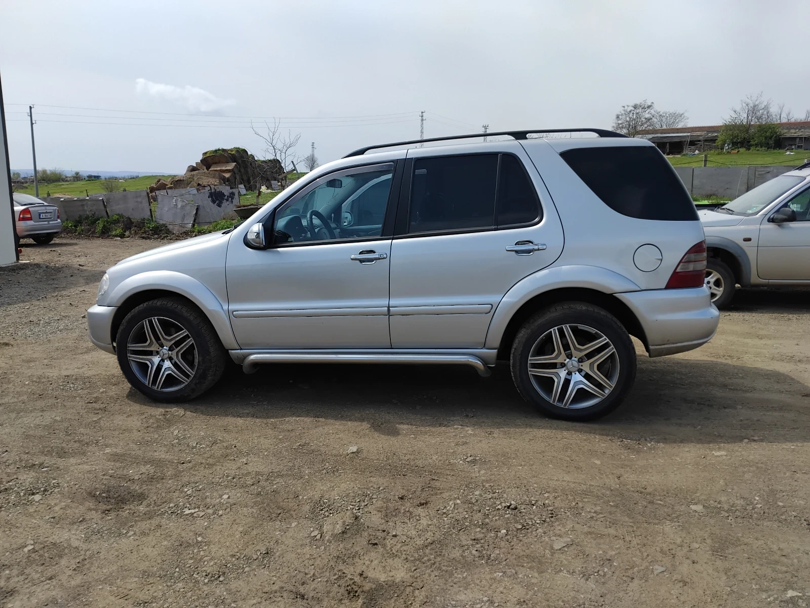 Mercedes-Benz ML 270 2.7 cdi, снимка 3 - Автомобили и джипове - 56526510