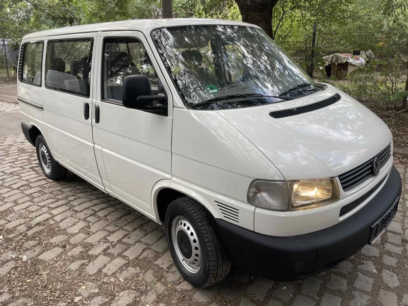 VW Transporter 2.5TDi, снимка 11 - Бусове и автобуси - 47346655