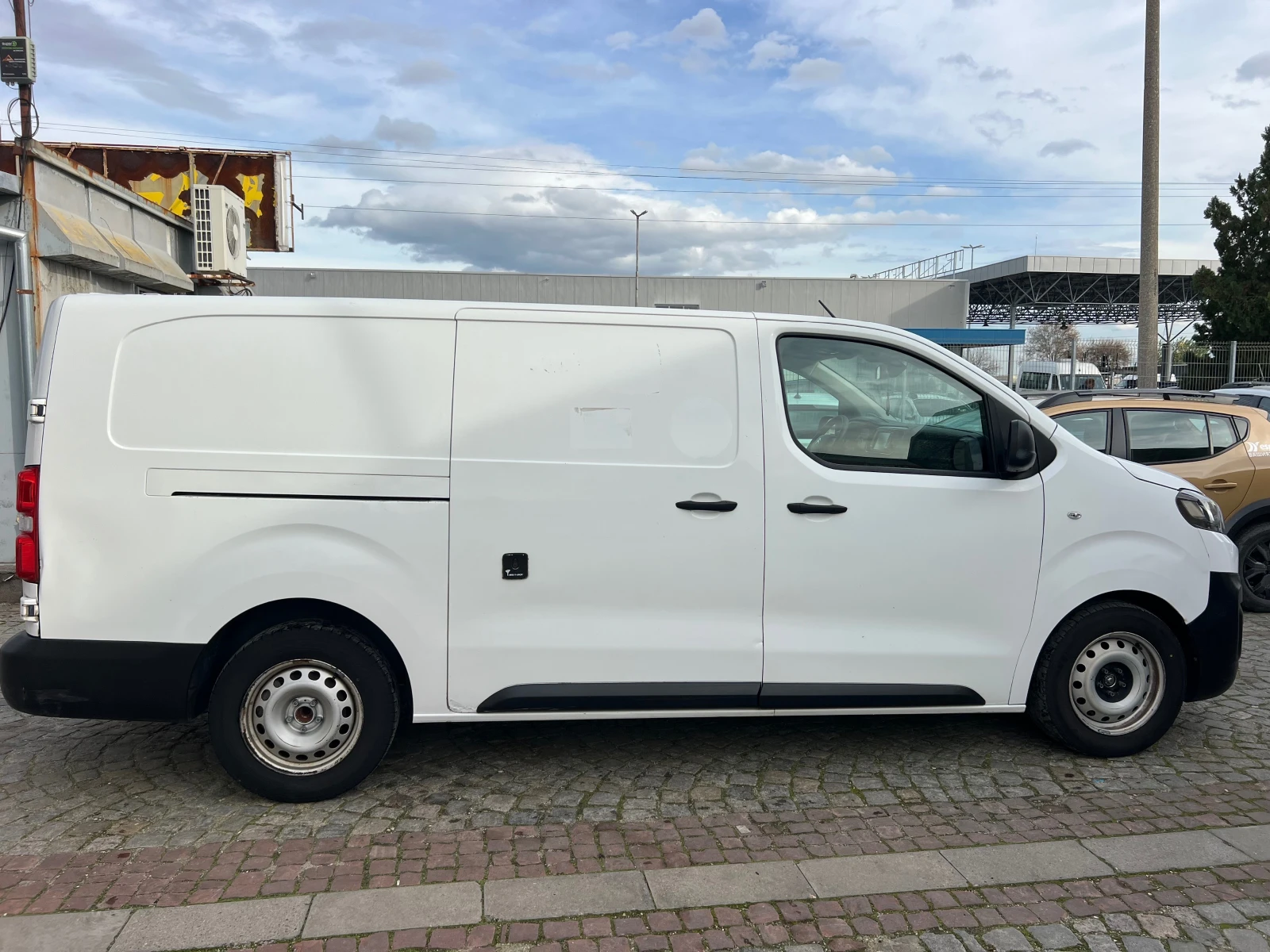 Citroen Jumpy 2.0 HDI AUTOMATIC/NAVI/CLIMA/MAXI - изображение 10