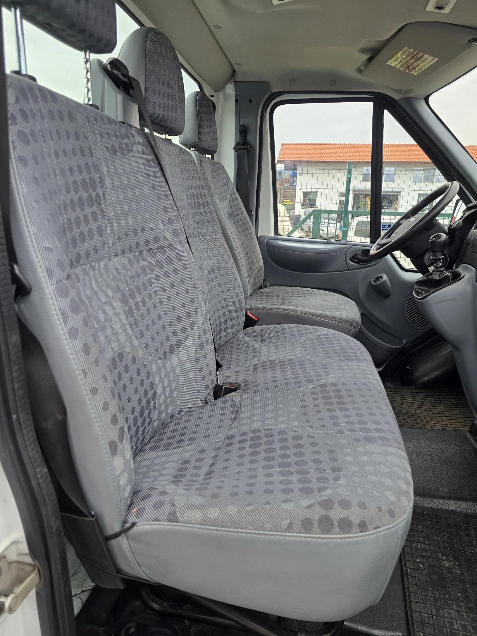 Ford Transit 155hp Шаси Euro5B, снимка 10 - Бусове и автобуси - 53903788