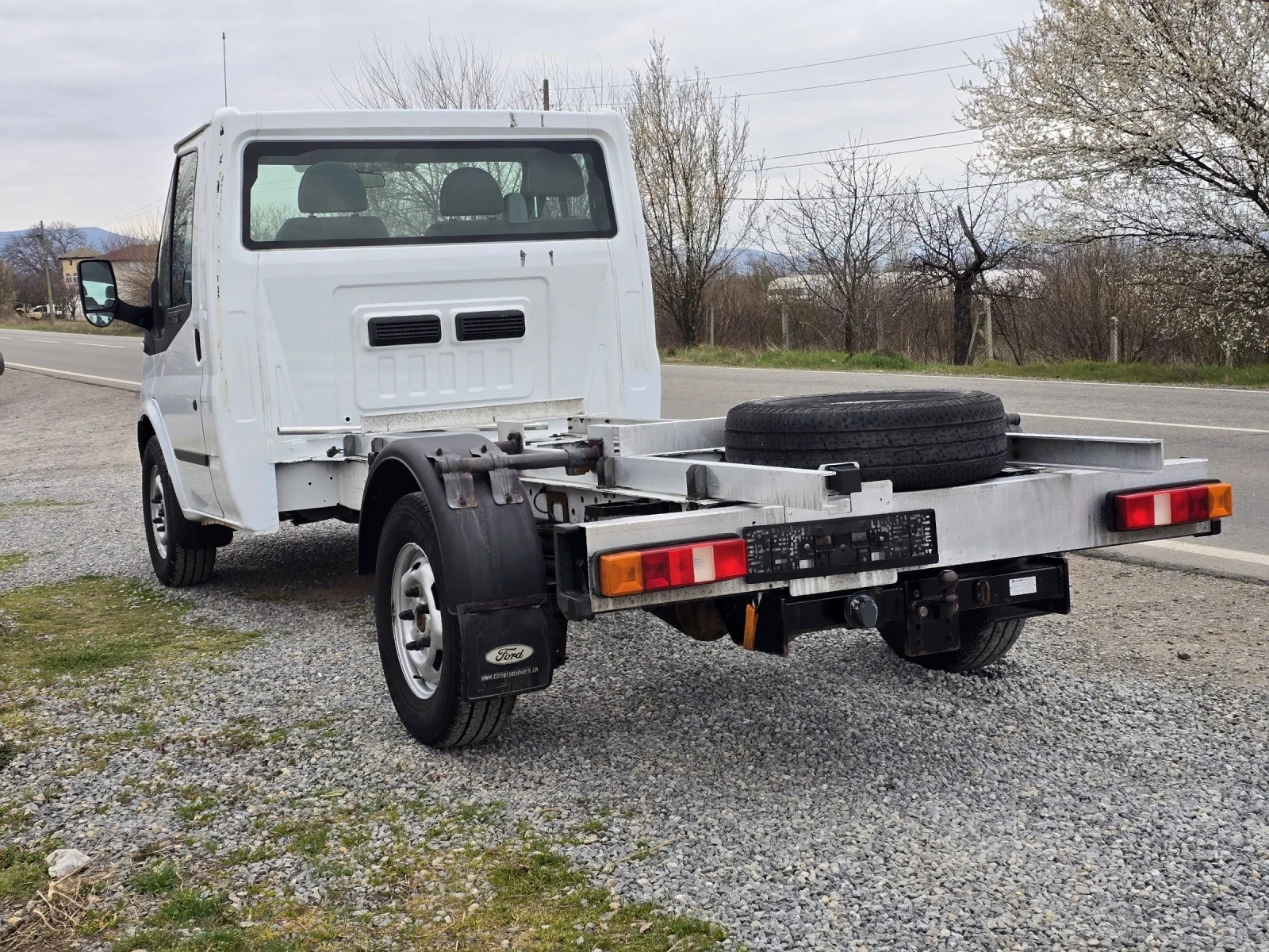 Ford Transit 155hp Шаси Euro5B, снимка 5 - Бусове и автобуси - 53903788
