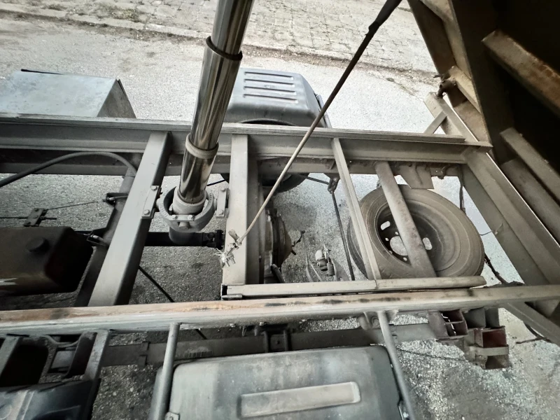 Iveco Daily, снимка 4 - Камиони - 52694080