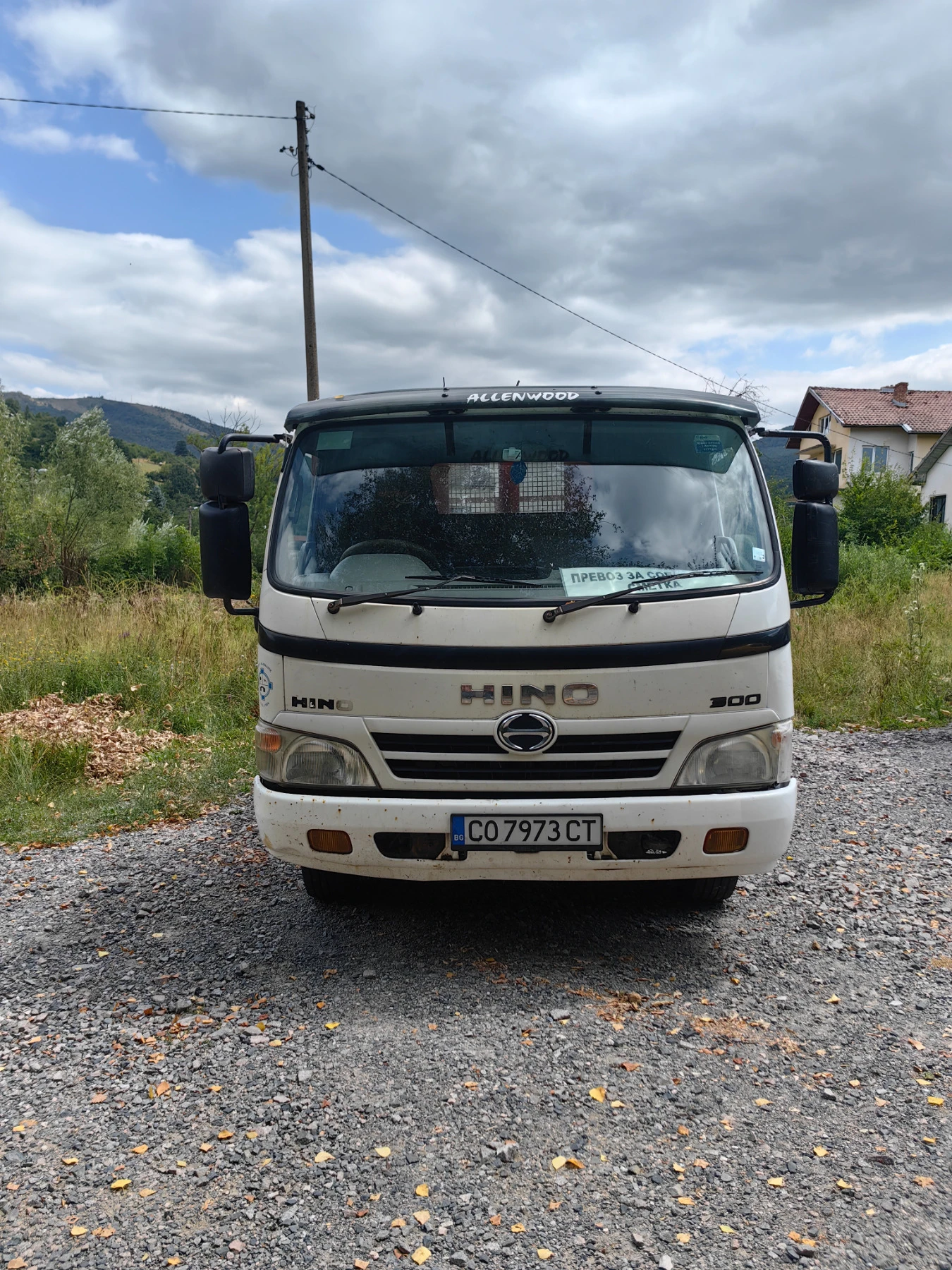 Hino 330  - изображение 2