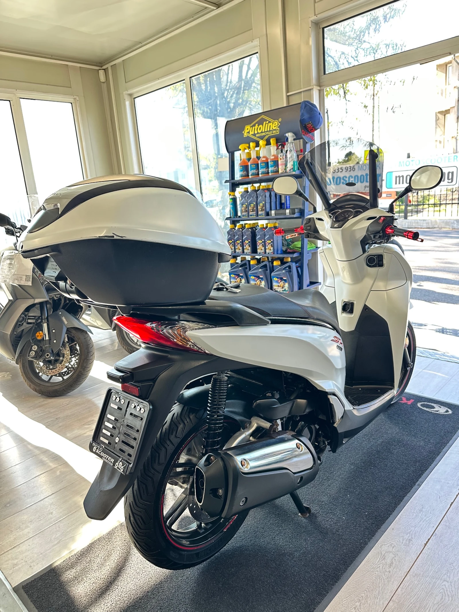 Honda Sh 300i Sport ABS/LED 02.2018г., снимка 8 - Мотоциклети и мототехника - 56294667