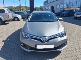 Toyota Auris, снимка 1