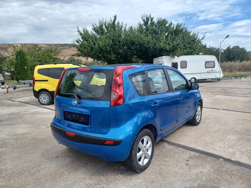 Nissan Note 1.6i автоматик Щвейцария, снимка 6 - Автомобили и джипове - 47230636