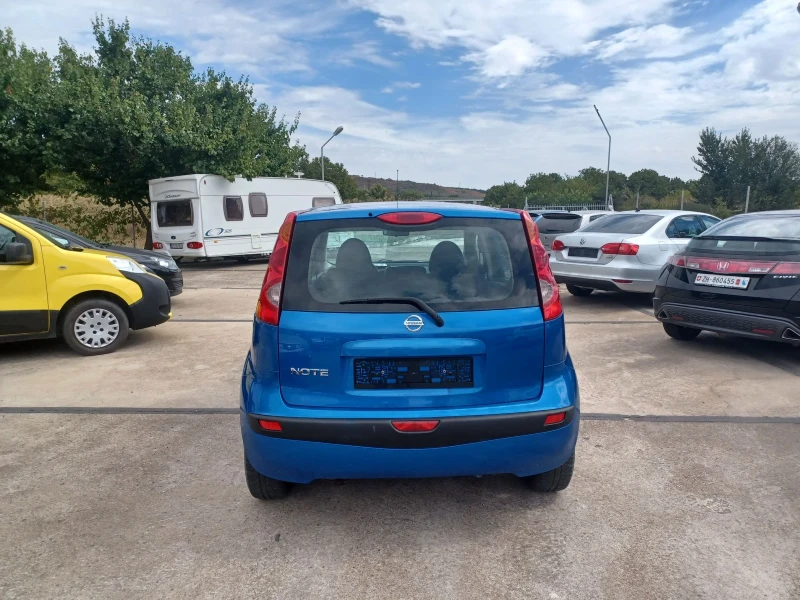 Nissan Note 1.6i автоматик Щвейцария, снимка 5 - Автомобили и джипове - 47230636