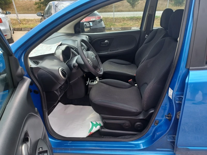 Nissan Note 1.6i автоматик Щвейцария, снимка 13 - Автомобили и джипове - 47230636