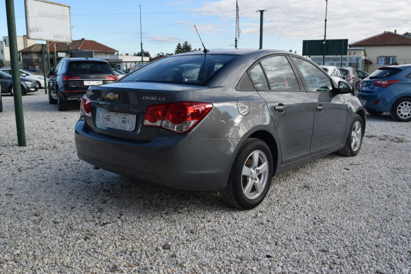 Chevrolet Cruze 1, 6i* 124kc* 150000km* Euro5, снимка 7 - Автомобили и джипове - 48544352