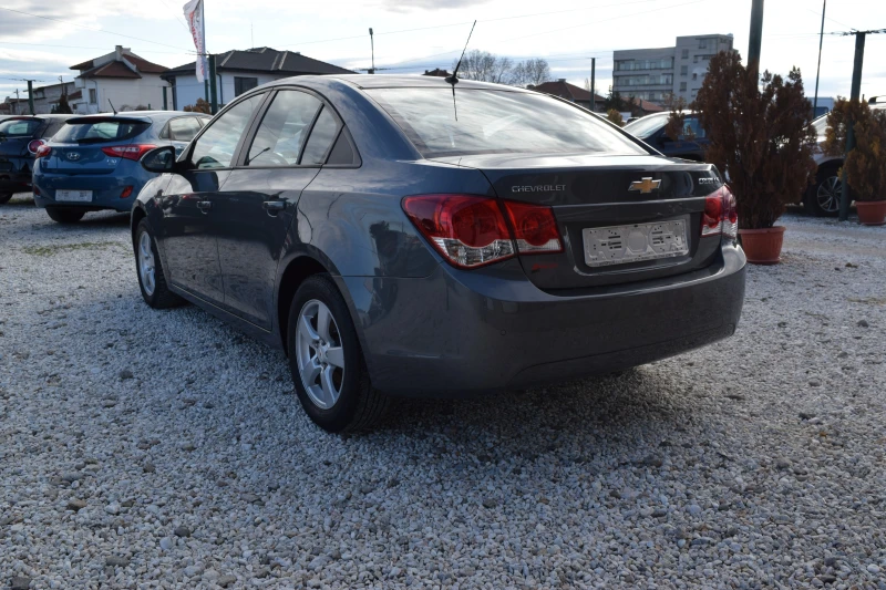 Chevrolet Cruze 1, 6i* 124kc* 150000km* Euro5, снимка 5 - Автомобили и джипове - 48544352