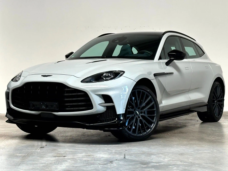 Aston martin DBX 707 = Carbon Interior= Гаранция, снимка 2 - Автомобили и джипове - 48896793