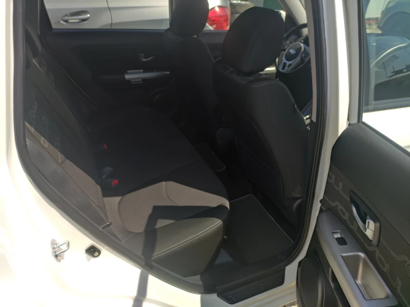 Kia Soul 1.6Gdi Automatic, снимка 10 - Автомобили и джипове - 50038809