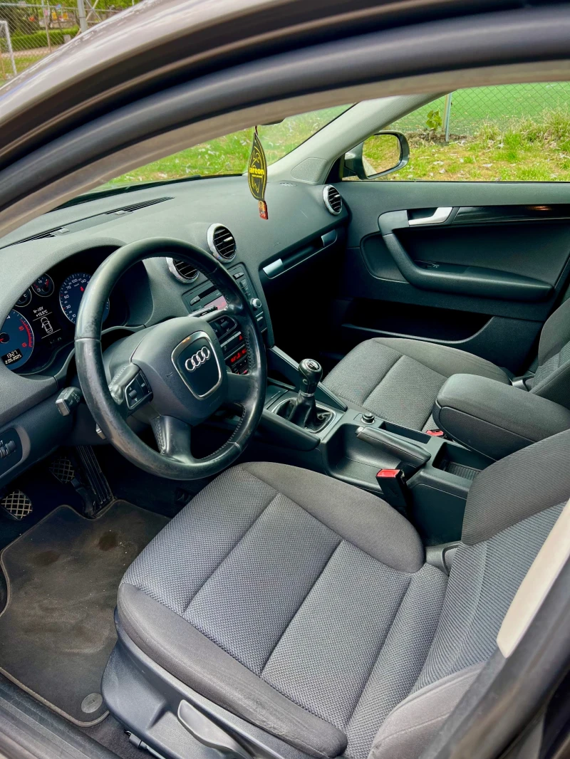 Audi A3 1.6 TDI, снимка 8 - Автомобили и джипове - 51284688