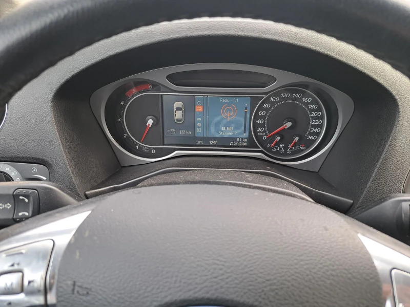 Ford Mondeo 2.0титаниум, снимка 8 - Автомобили и джипове - 50417923