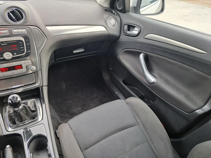 Ford Mondeo 2.0титаниум, снимка 9 - Автомобили и джипове - 50417923