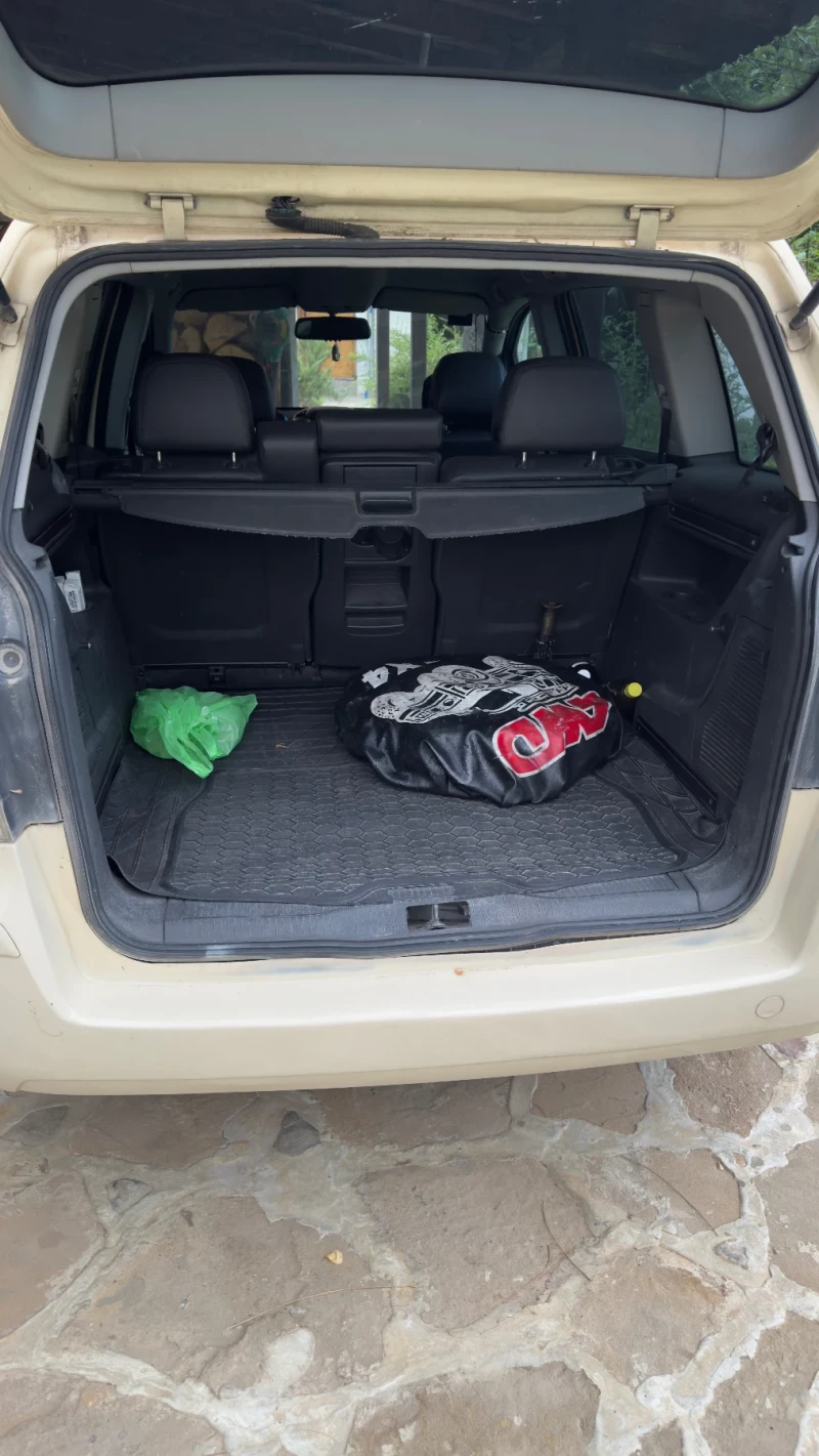 Opel Zafira, снимка 4 - Автомобили и джипове - 51512114