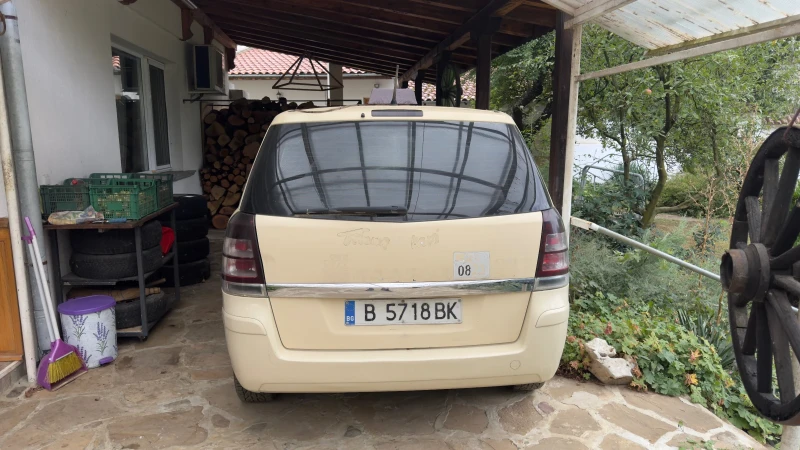 Opel Zafira, снимка 3 - Автомобили и джипове - 51512114
